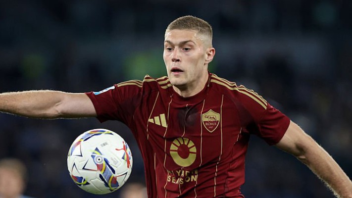 Легендариний гравець розкритикував виступи Артема Довбика