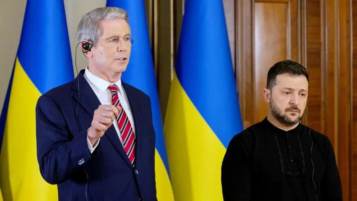 США більше не вимагають від України 300 млрд: ЗМІ дізналися деталі