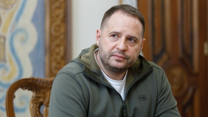 Делагація від України в Парижі: що задумав Єрмак?