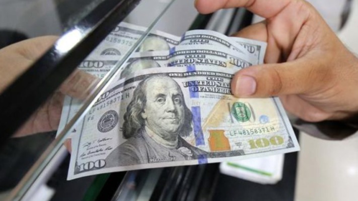 Долар і євро дорожчають: обмінники в Україні оновили курси валют