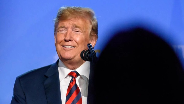 100-денний бліц Трампа може призвести до історичного краху, - радник Клінтона