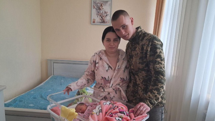 Повернувся з полону на народження донечки: зворушлива історія молодої пари