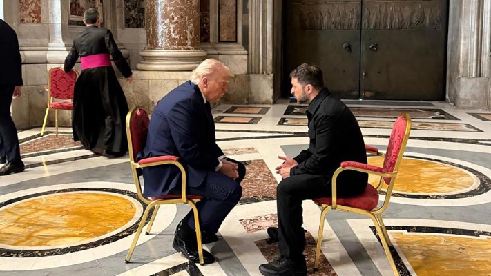 Про що говорили Зеленський і Трамп у Ватикані: кілька фраз вдалося прочитати по губах