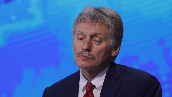 РФ готова розпочати переговори з Україною без умов, – Пєсков