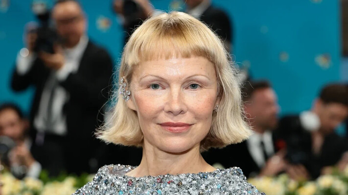 Памела Андерсон шокувала всіх новим образом на Met Gala 2025