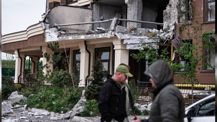 Мінерали, зброя та мир: як США змінюють гру в Україні