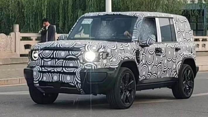 Китайська iCar готує «двійника» Land Rover Defender, який буде втричі дешевшим за оригінал