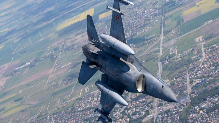 Бойове завдання й тиша в ефірі: що сталося з українським F-16
