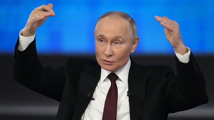 Має козирі? Чому путін впевнений у свої перемозі на переговорах із Трампом