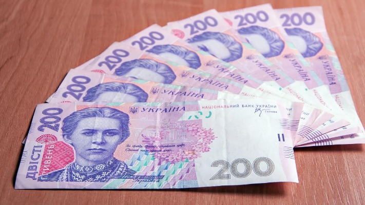 В Україні виводять з обігу банкноти в 50 та 200 гривень: пояснення НБУ
