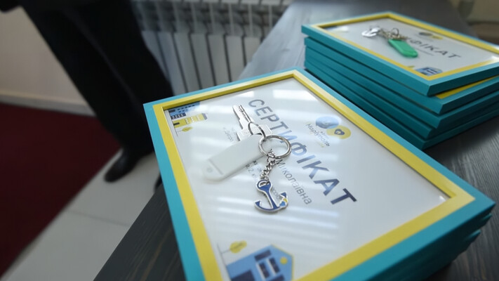 Перші 10 сімей маріупольців отримали сертифікати на соціальне житло у Дніпрі