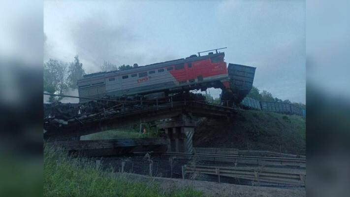 Відразу дві великі залізничні катастрофи сталися на Брянщині та Курщині: багато загиблих та поранених
