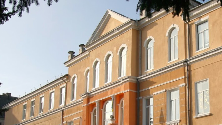 Скандал у тернопільській школі із російськомовною піснею: батьки пояснили інцидент
