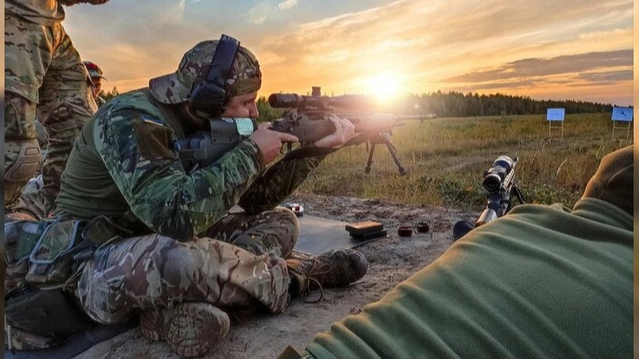 Контракт 18-24: що пропонує Міноборони молодим українцям