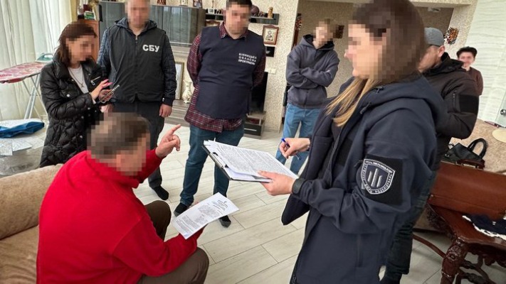 Хабарі за порятунок від війни: депутат у центрі скандалу
