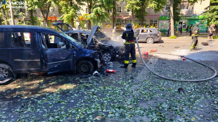 Є загиблі, багато поранених - повідомили деталі обстрілу Сум