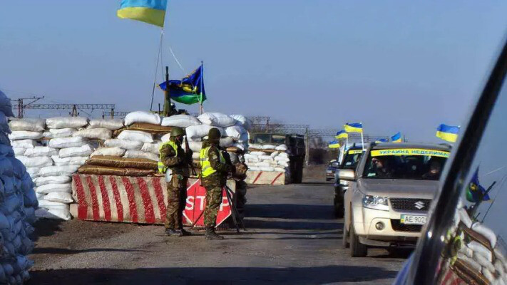 Тепер на блокпостах правоохоронці перевірятимуть лише три документи