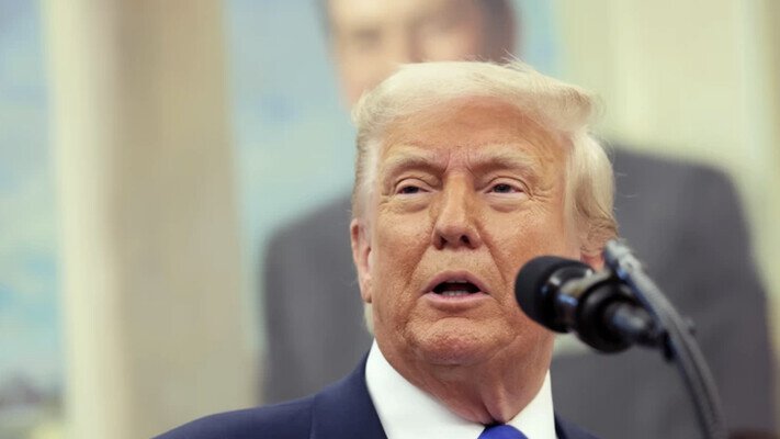 Трамп підписав указ про заборону в’їзду до США громадянам з 12 країн