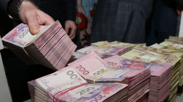 Мільйонери України: де ховають багатство і як ухиляються від податків?