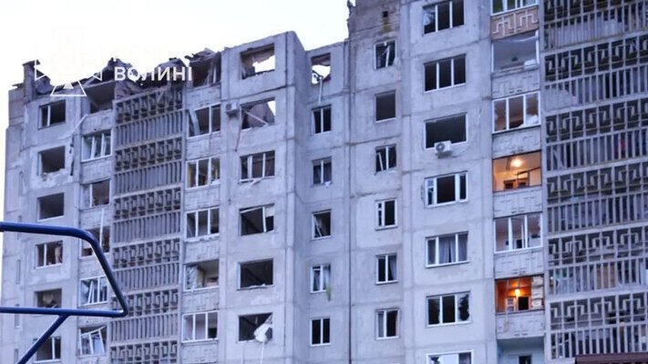 Нічна атака РФ на Україну: 15 постраждалих у Луцьку, 10 у Тернополі, загиблі в Києві та пошкодження по всій країні