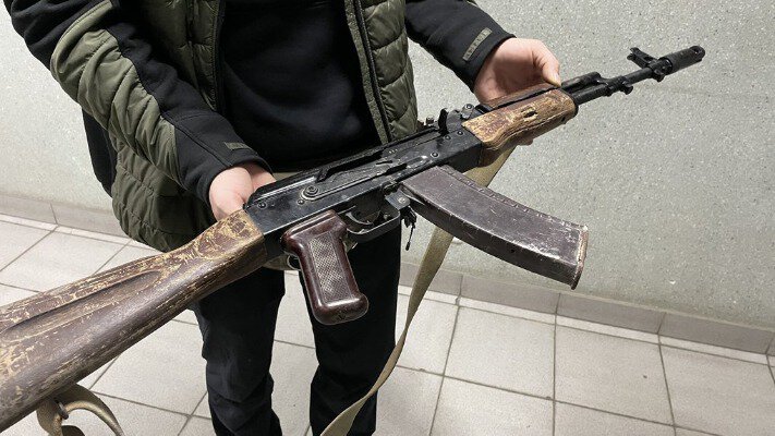 Автомати, карабіни, рушниці: яку зброю декларують українці