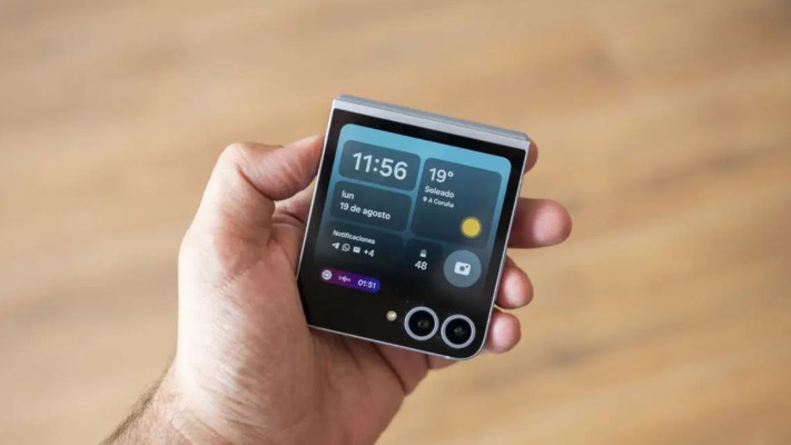 Вдвічі дешевший: стала відома вартість складного смартфона Samsung Galaxy Flip7 FE
