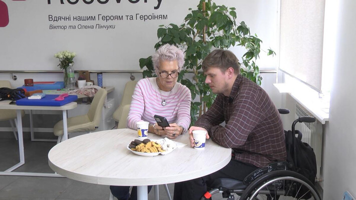 З Австралії до Рівного: як мама загиблого легіонера допомагає нашим ветеранам (ВІДЕО)