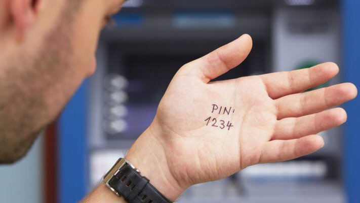 Фахівці назвали найнебезпечніші PIN-коди: як не залишитися без грошей на картці
