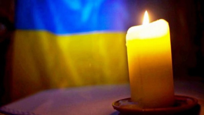 4 подвиги - одна рана: Україна схиляє голови у жалобі