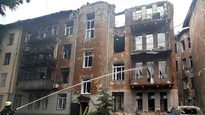 Шокуючий удар по Одесі: фото з місця подій та свідчення очевидців
