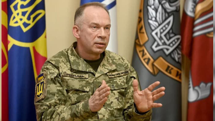 Росія щомісяця нарощує армію на 8-9 тисяч військових — Сирський