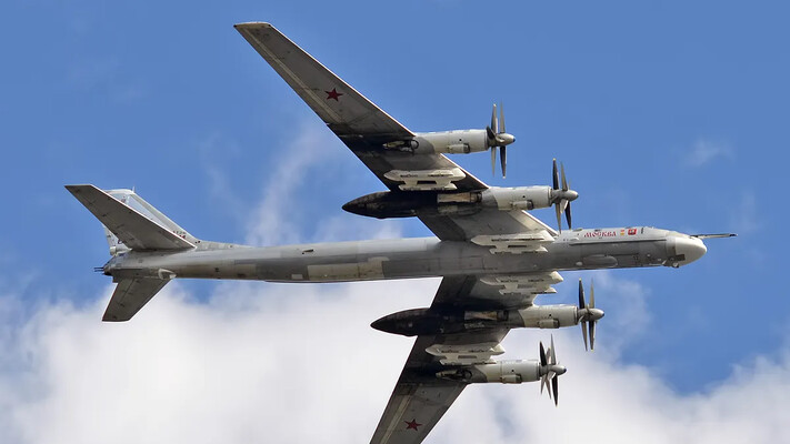 Ту-95 — радянський літак, яким росія досі тероризує Україну