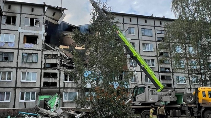 Спеціально цілять по панельках: експерт про підступну тактику окупантів