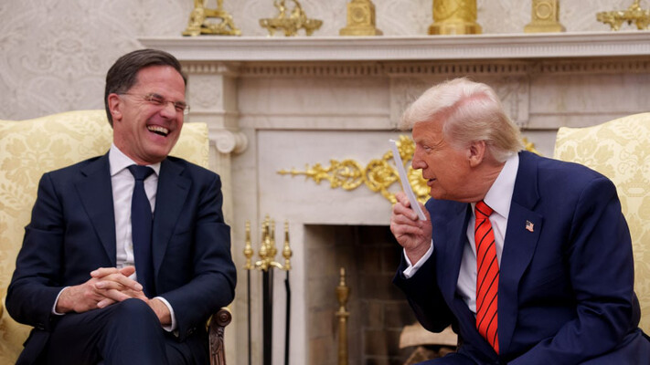 Від татуся до ніжного стусана: Трамп і Рютте показали, як насправді виглядає дипломатія НАТО