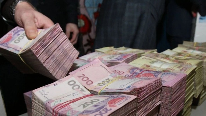 Мільйонери під час війни: у кого в Україні гроші ллються рікою?