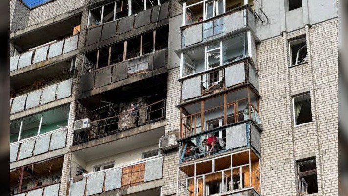 Ворожа атака: у Смілі пошкоджено багатоповерхівки, шестеро людей постраждали