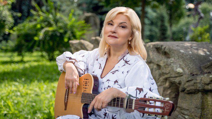 Легендарна українська співачка приголомшила новим фото
