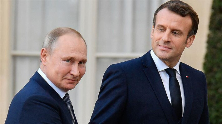 У кремлі заявили про «змістовну» розмову між путіним та Макроном