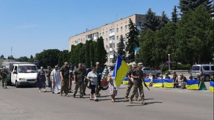 В Україні попрощалися з полеглим Воїном Андрієм Цимбалюком