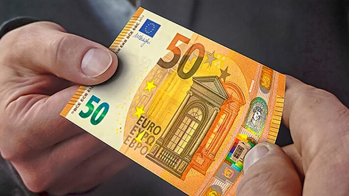 Євро майже 50 гривень: чому курс б’є рекорди?