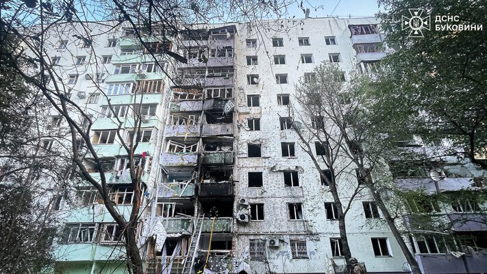 ДСНС розповіла про ліквідацію наслідків нічної атаки на Буковині