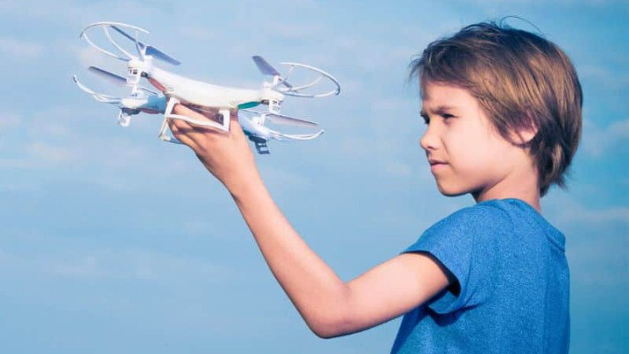  Українських школярів навчатимуть керувати FPV-дронами, - Міносвіти 
