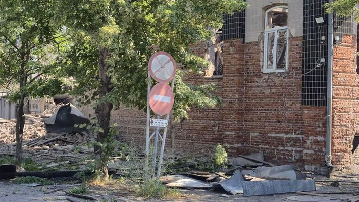 ЗСУ атакували будівлю ФСБ на Луганщині ударними дронами