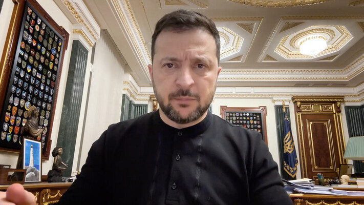 Зеленський підписав закон про множинне громадянство і вихід України з Оттавської конвенції