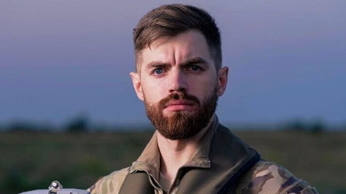 Слідчі ДБР прийшли до квартири загиблого пілота «Джуса»