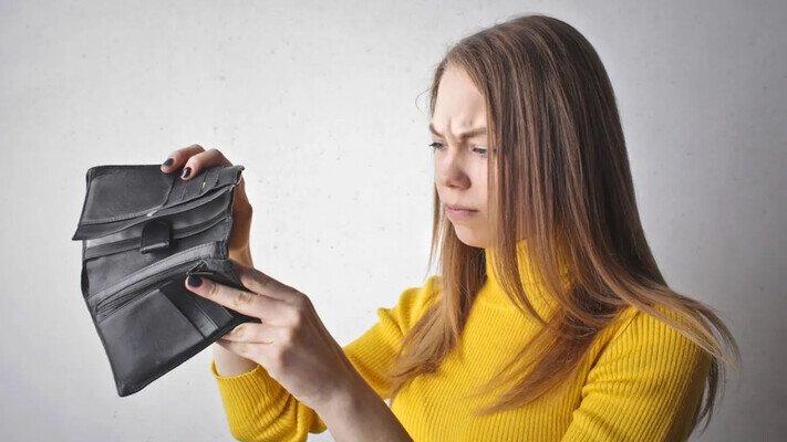 Ці звички зливають ваші гроші щодня: ви й не помічаєте цього 
