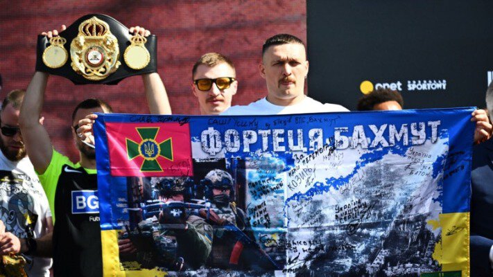 Реванш Усика і Дюбуа: спортивний бій, суспільна вага та підтримка України