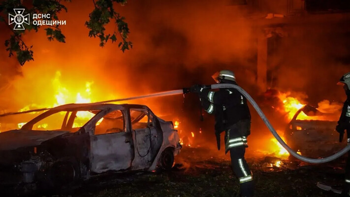 Нічна атака на Одесу: в ДСНС показали наслідки ударів ворожих безпілотників