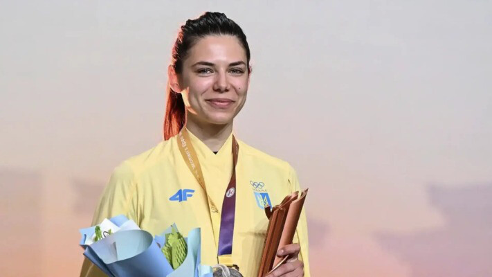 Українська красуня Влада Харькова сенсаційно стала чемпіонкою світу з фехтування: відео переможного уколу
