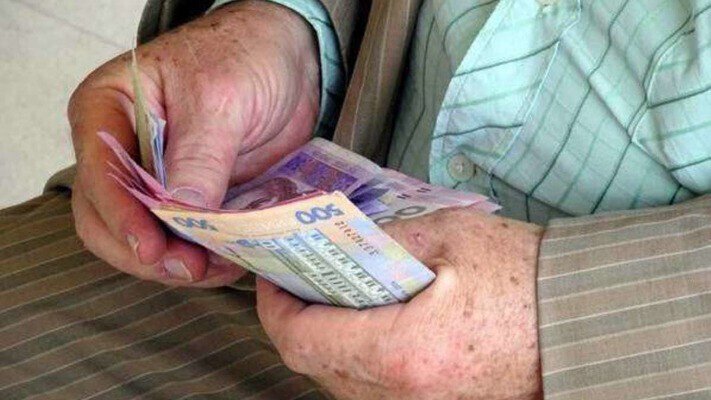 Пенсія при 34 роках стажу у 2025 році: скільки платитимуть 